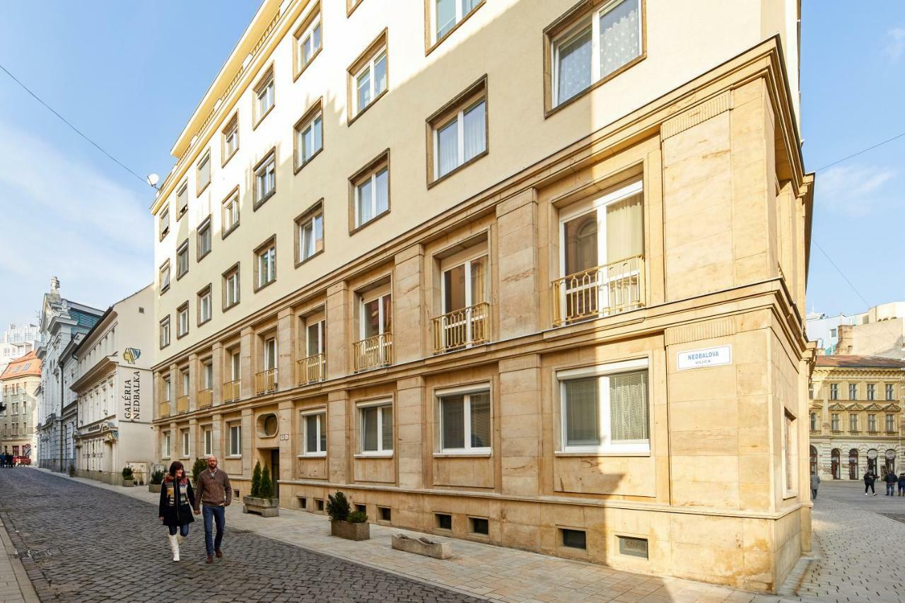 Pikachu'S Gallery - Historical Old Town Bratislava Buitenkant foto