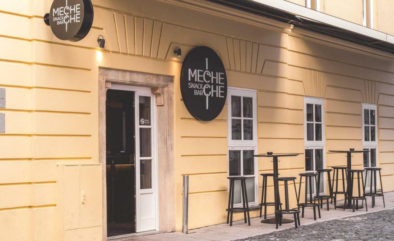 Pikachu'S Gallery - Historical Old Town Bratislava Buitenkant foto